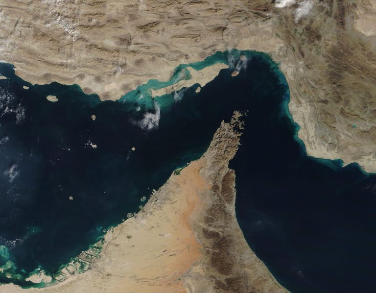 Strait_of_Hormuz_(MODIS_2020-12-04)
